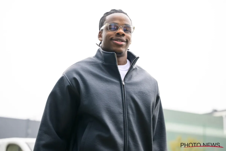 Bientôt réunis chez les Diables ? Le frère de Nathan Ngoy signe son premier contrat professionnel en Belgique