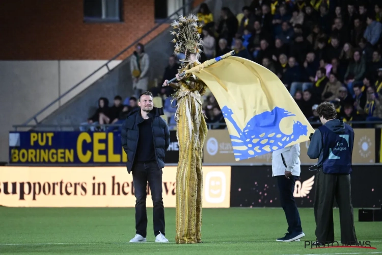 Kippenvel: Simon Mignolet uitgebreid in de bloemetjes gezet op Stayen
