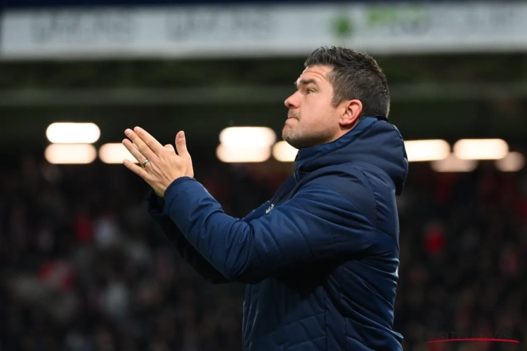 Charleroi aangeslagen na de Waalse derby: "Het is ontzettend jammer, want we verdienen iets anders..."