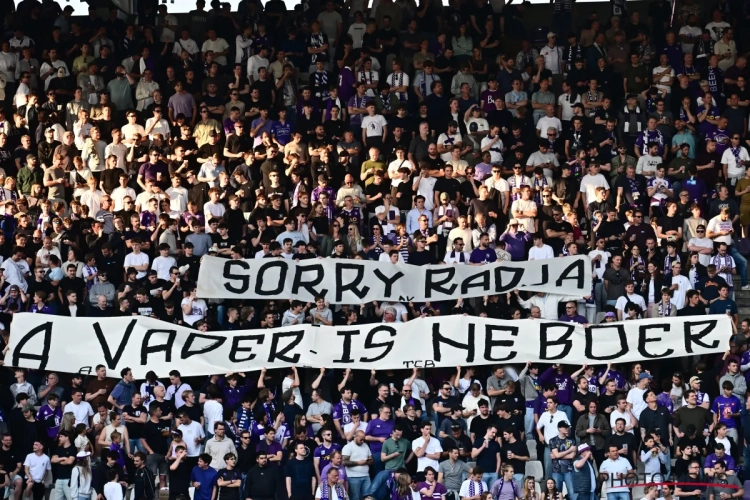 📷 Kan Radja hier mee lachen? Beerschot-fans zeggen 'sorry', maar dan wel geheel op hun eigen manier