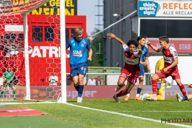 Jelle Vossen krijgt gepast afscheidscadeau van Zulte Waregem, La Louvi&egrave;re haalt de voorhamer boven