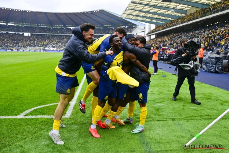 Union-speler op klaarlichte dag uit wagen gesleurd en in nekklem beroofd