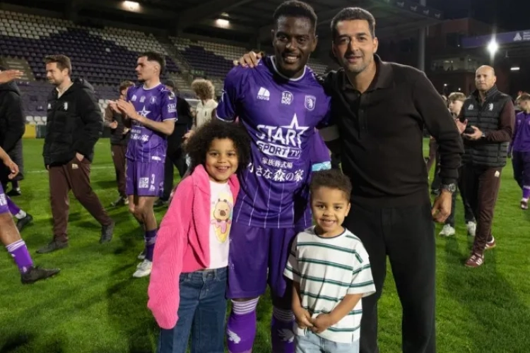 📷 OFFICIEEL Speler van Beerschot zet punt achter carrière