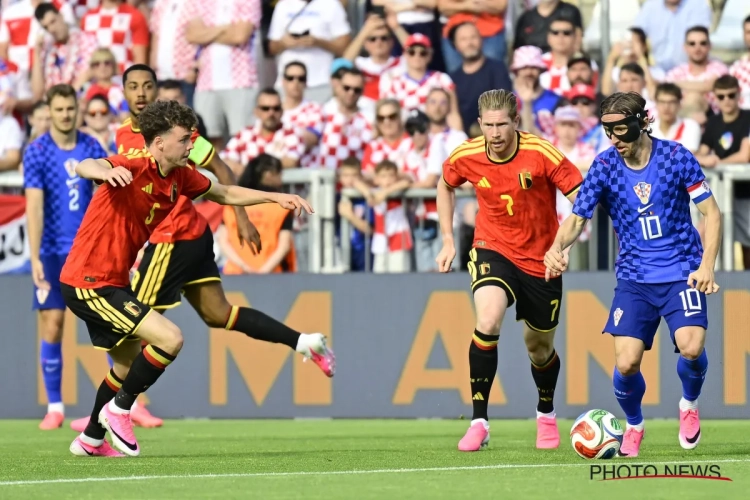 LIVE: Courtois houdt de Belgen recht met een topsave!