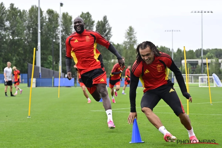 🎥 Romelu Lukaku plaagde Standard-boys: "Dat is jullie jeugdacademie ja"