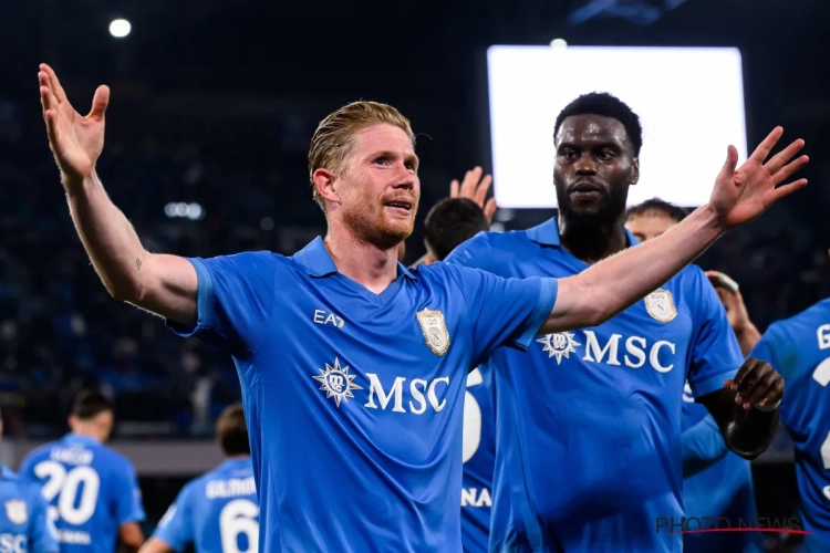 De Bruyne krijgt opvallende rol en Napoli beleeft knotsgekke avond tegen Roma