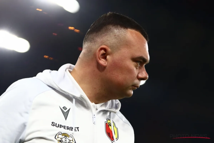 Coach tegenstander Anderlecht zwaar geschorst na foute sms'jes ... en toch is hij erbij tegen paars-wit