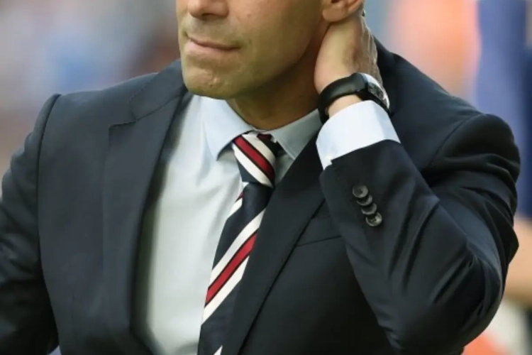 Auwtch! Analisten maken geestige parodie op tackle Rangers-speler (mét beelden)