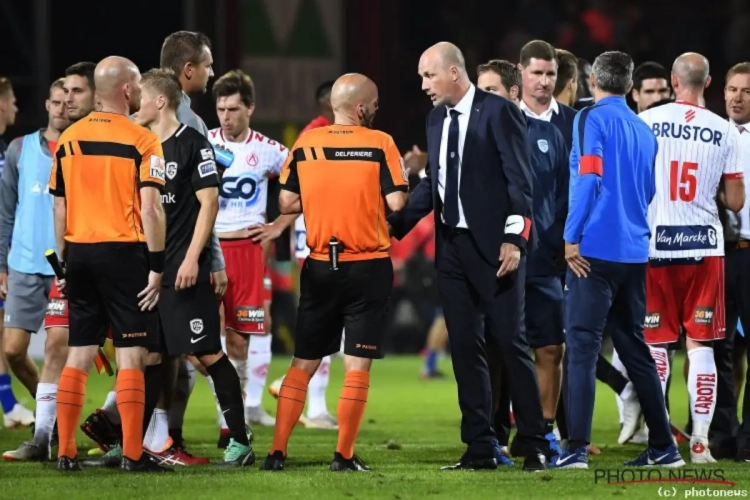 Coaches vol lof voor elkaar na doldwaze wedstrijd: "Dan zie je hun enorme kwaliteiten" vs "Best voetballende ploeg van België"