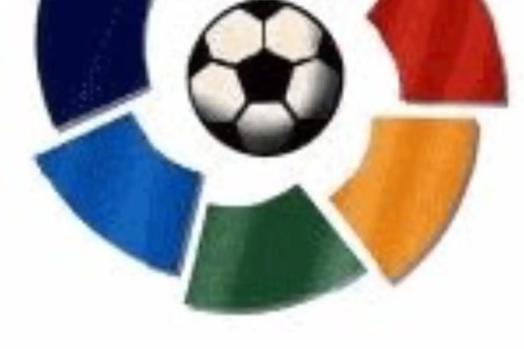 Koné (Sevilla) loopt zware blessure op