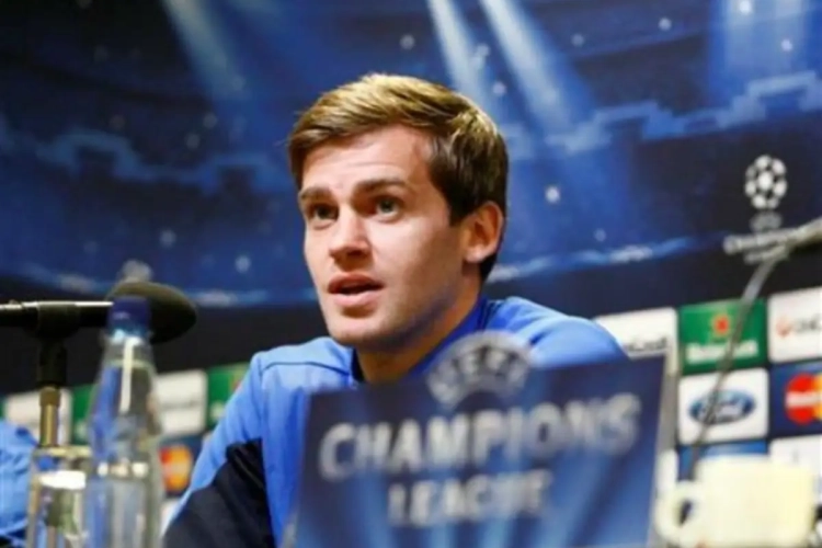 Titel mogelijk weg voor Witsel en Lombaerts, fans breken uit