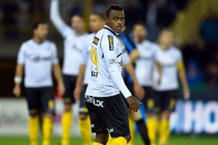 Patosi over geruchten: "Waarom geen Belgische topclub? Of bij Lokeren blijven?"