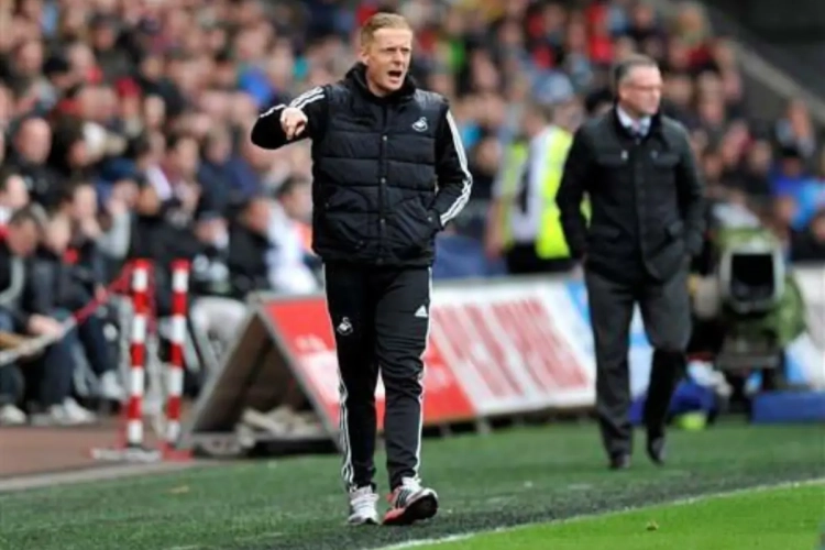 Swansea behoudt vertrouwen in reddende engel