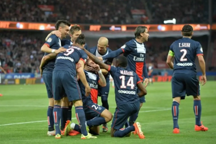 Stade Rennes zet domper op kampioenenfeestje PSG