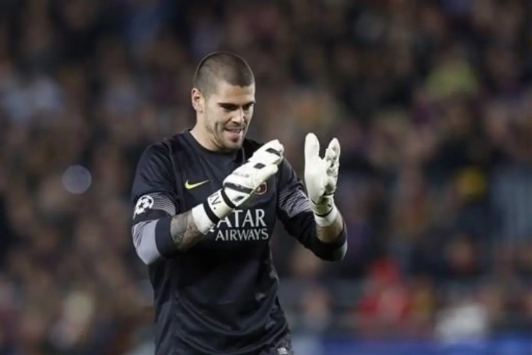 "Victor Valdés tekent binnen twee weken voor Liverpool"