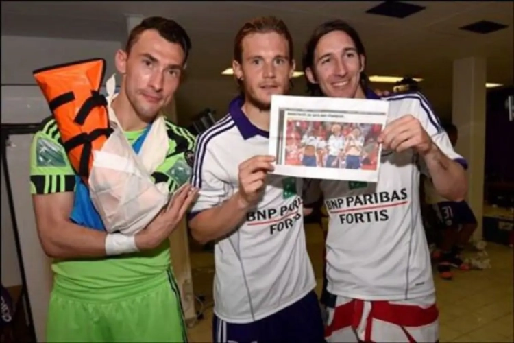 Ferrera wil overbodige Gillet en Kljestan naar Limburg lokken