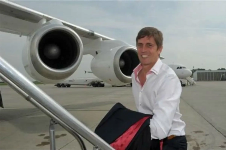 De Sart hekelt de play-offs: "Systeem 'stupide' hield ons van de titel"