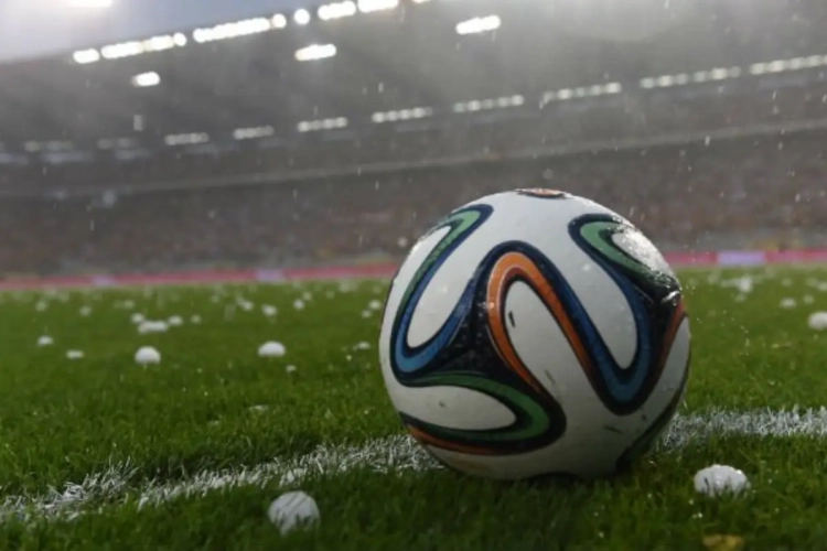 Hagelbui legt wedstrijd Rode Duivels stil