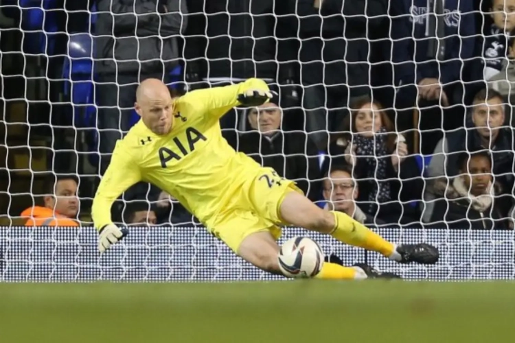 Tottenham verlengt contract ouderdomsdeken