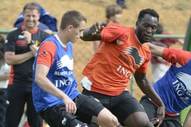 Lukaku: "Januzaj kan ons dat extra bijbrengen, net als Eden Hazard"