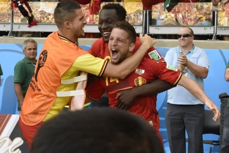 Mertens gaat door het dak: "Ik wist niet dat scoren zoiets kon teweeg brengen"