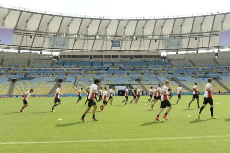 Fotoreportage: Rode Duivels trainen eerste keer in indrukwekkend Maracaña