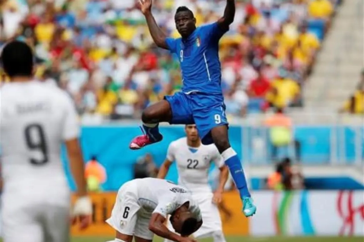 Balotelli mist (eventuele) volgende ronde met Italië