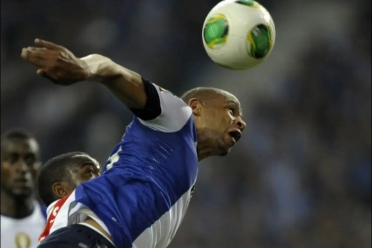 Officieel: Manchester City haalt nummer 6 op in Portugal