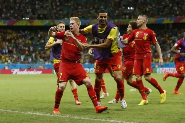 De Bruyne: "Mourinho bedanken? Vorig seizoen na vijftig wedstrijden ook nog top"