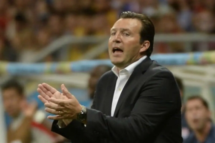 Applaus voor Wilmots op laatste persconferentie