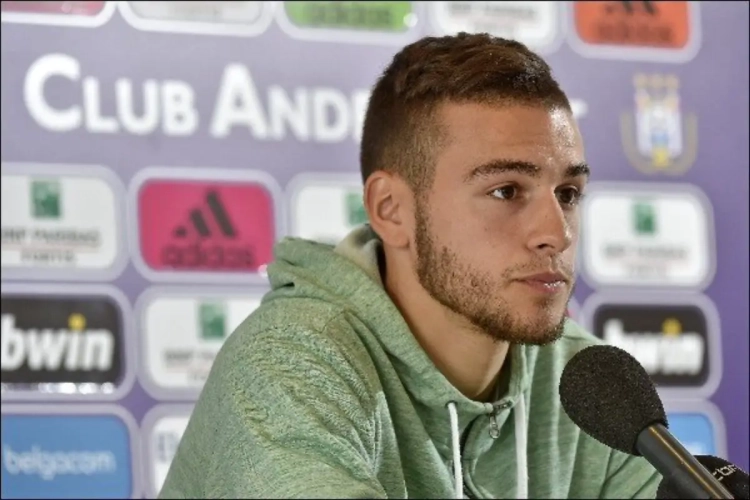 Bruno blijft aan de bank gekluisterd tijdens competitiedebuut