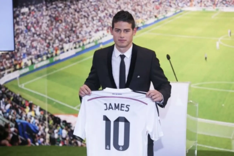 Real bracht al 345.000 truitjes van Rodriguez aan de man