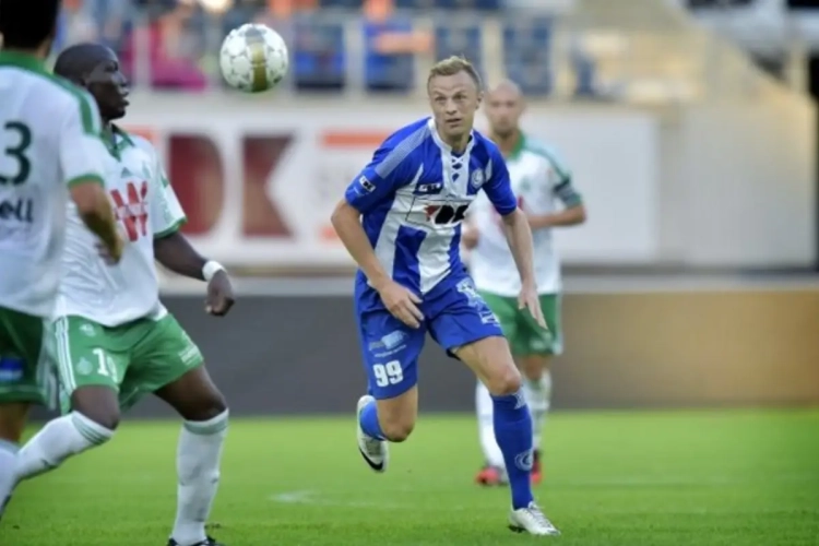 Gent speelt liever met één centrumspits tegen Oostende dan Pollet te selecteren