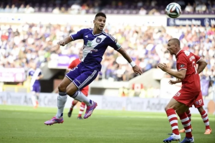 Anderlecht moet zwoegen tegen promovendus