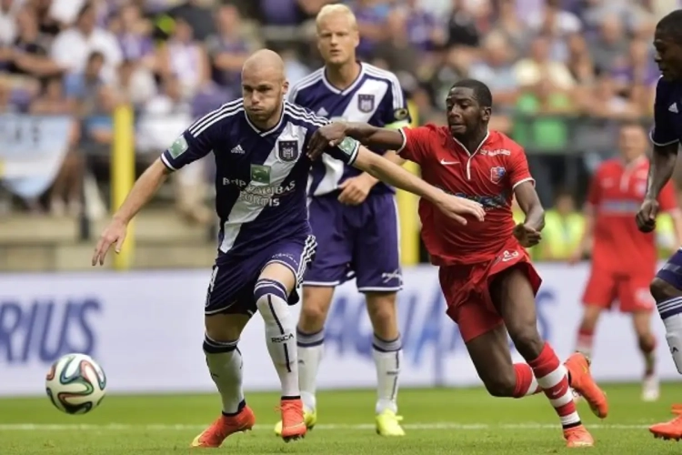 Waarom zakte Anderlecht terug: "We weten nu ook dat lange bal niet ons sterkste punt is"