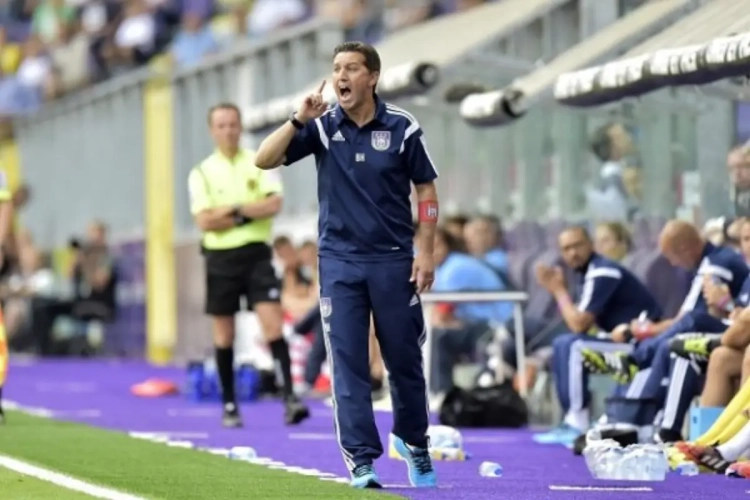 Hasi ziet nog veel onzuiverheden: "Fysiek en tactisch nog werk"