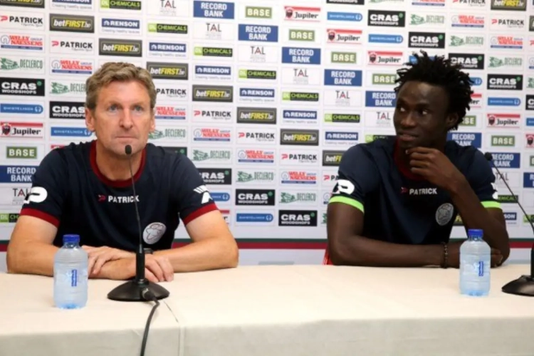 Sylla en Plet samen in de spits? "Als ze beiden goed zijn, wil ik oplossing zoeken"