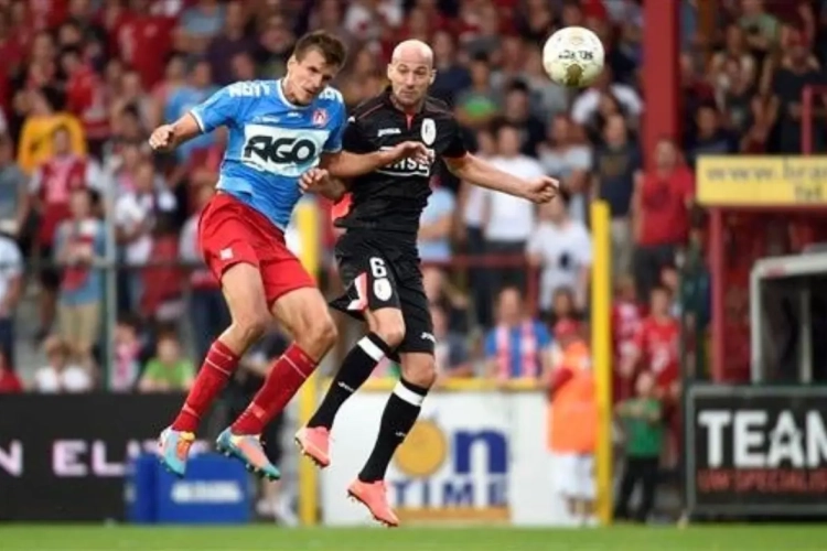 Speelt Standard nóg een sterkhouder kwijt? "Ciman kan naar Engeland"