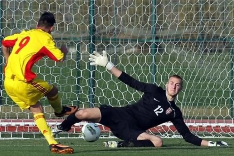 Manchester United strikt broertje van Genk-speler
