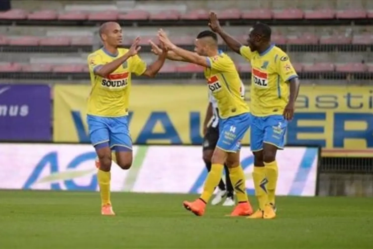 Westerlo blijft rustig: "We strijden met acht teams om het behoud"