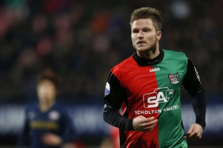 Lasse Nielsen, Deens beton achterin bij Gent: "Ik ben niet één van die moderne verdedigers"