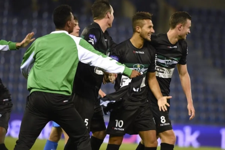 Moet RC Mechelen zondag met jeugdspelers aan de bak?