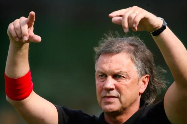 T1 die om medische redenen stopte bij Bergen gaat nu Tubeke coachen