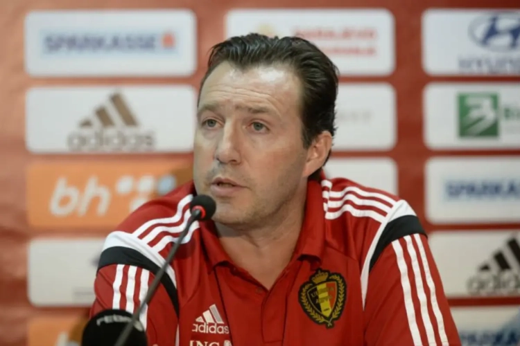 Wilmots: "Één spits? Ik speel nóóit met één spits"