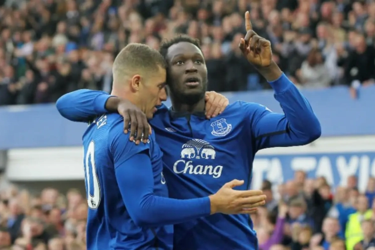 Lukaku hemelt partner in de aanval op: "Ross is de beste man van het team"