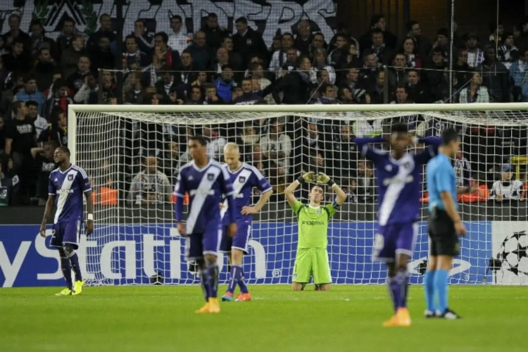 Anderlecht na ontgoocheling in CL: "Mag maar tot zondag 14.29 uur duren"