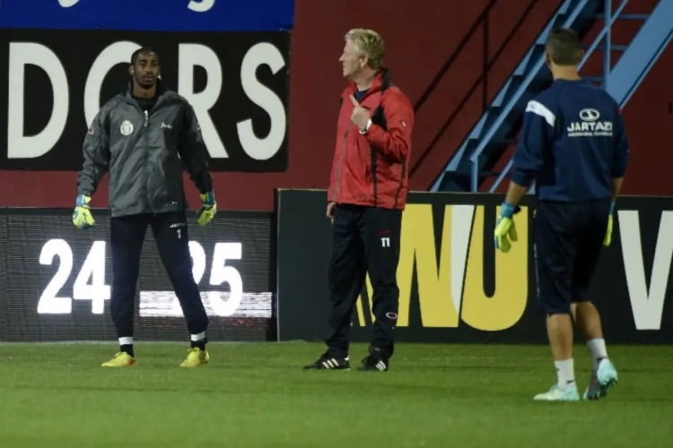 Copa krijgt opnieuw het vertrouwen: "Dat schot van Gedoz is voorbij"