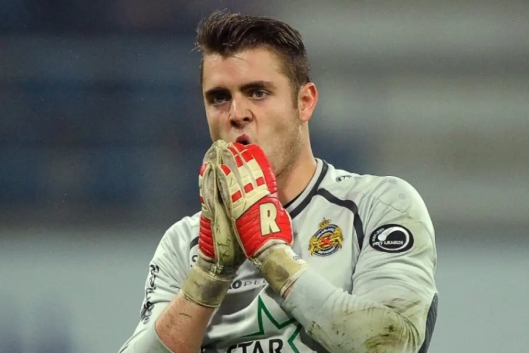 Coosemans stelt orde op zaken via Twitter