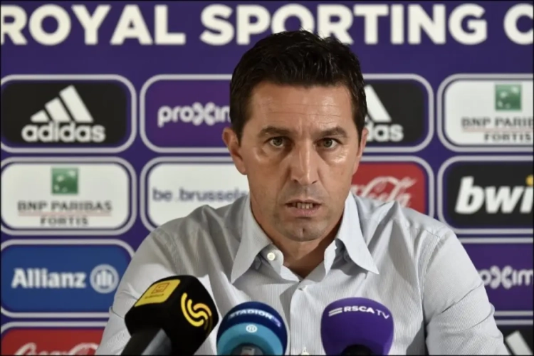 Wat tovert Hasi uit zijn mouw tegen Lokeren?