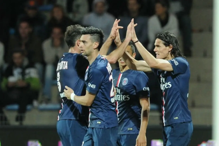 PSG zet scheve situatie recht in tweede helft